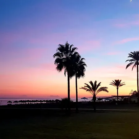 شقة Free Parking, 40 Meters From The Beach, Wi-fi, Ac