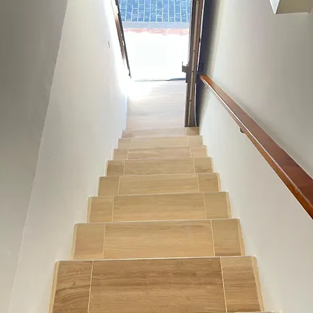 Free Parking, 40 Meters From The Beach, Wi-fi, Ac Apartment *