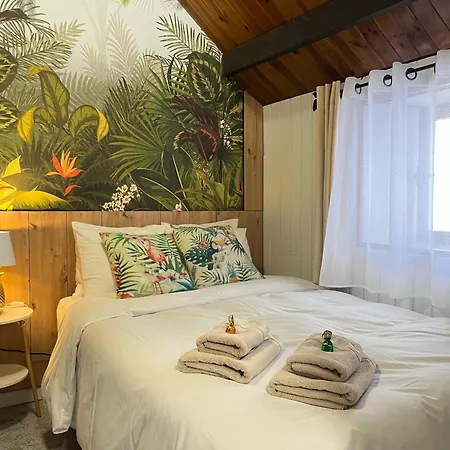 Free Parking, 40 Meters From The Beach, Wi-fi, Ac * Estepona