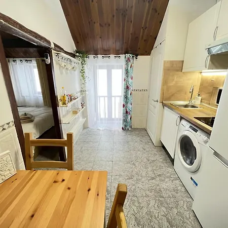 Free Parking, 40 Meters From The Beach, Wi-fi, Ac