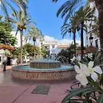 Free Parking, 40 Meters From The Beach, Wi-fi, Ac Estepona