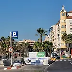 Lägenhet Free Parking, 40 Meters From The Beach, Wi-fi, Ac Estepona