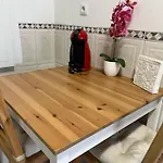Free Parking, 40 Meters From The Beach, Wi-fi, Ac Lägenhet Estepona