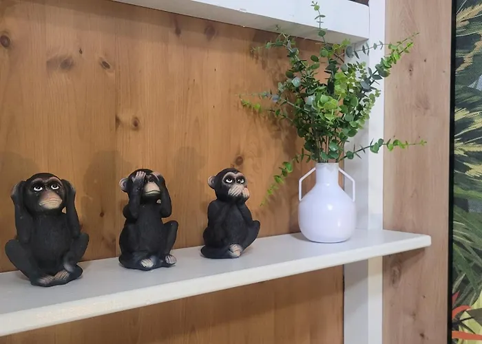 Free Parking, 40 Meters From The Beach, Wi-fi, Ac * Estepona